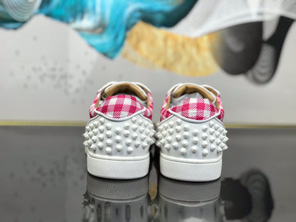 Sneakers & Shoes