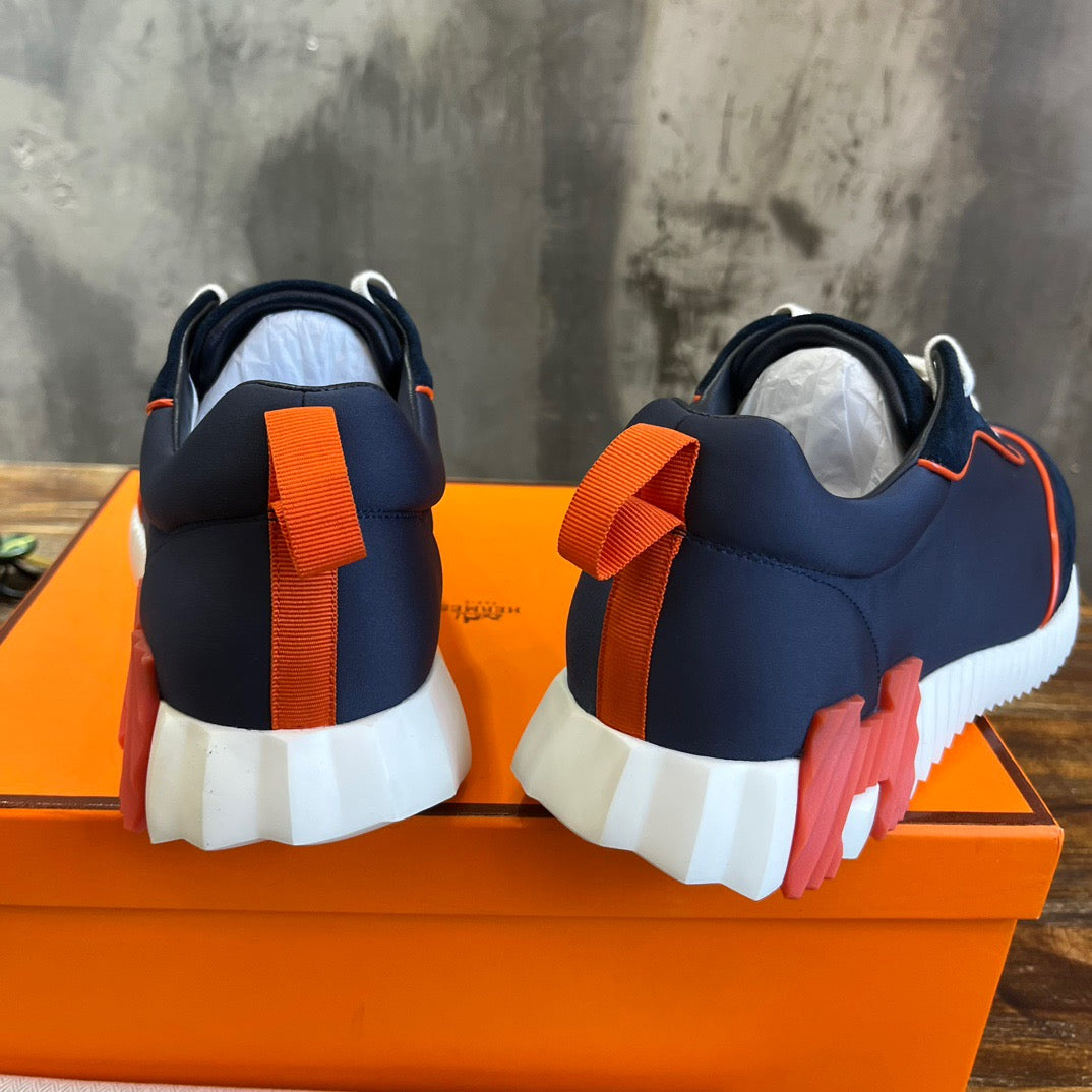HERM Sneakers