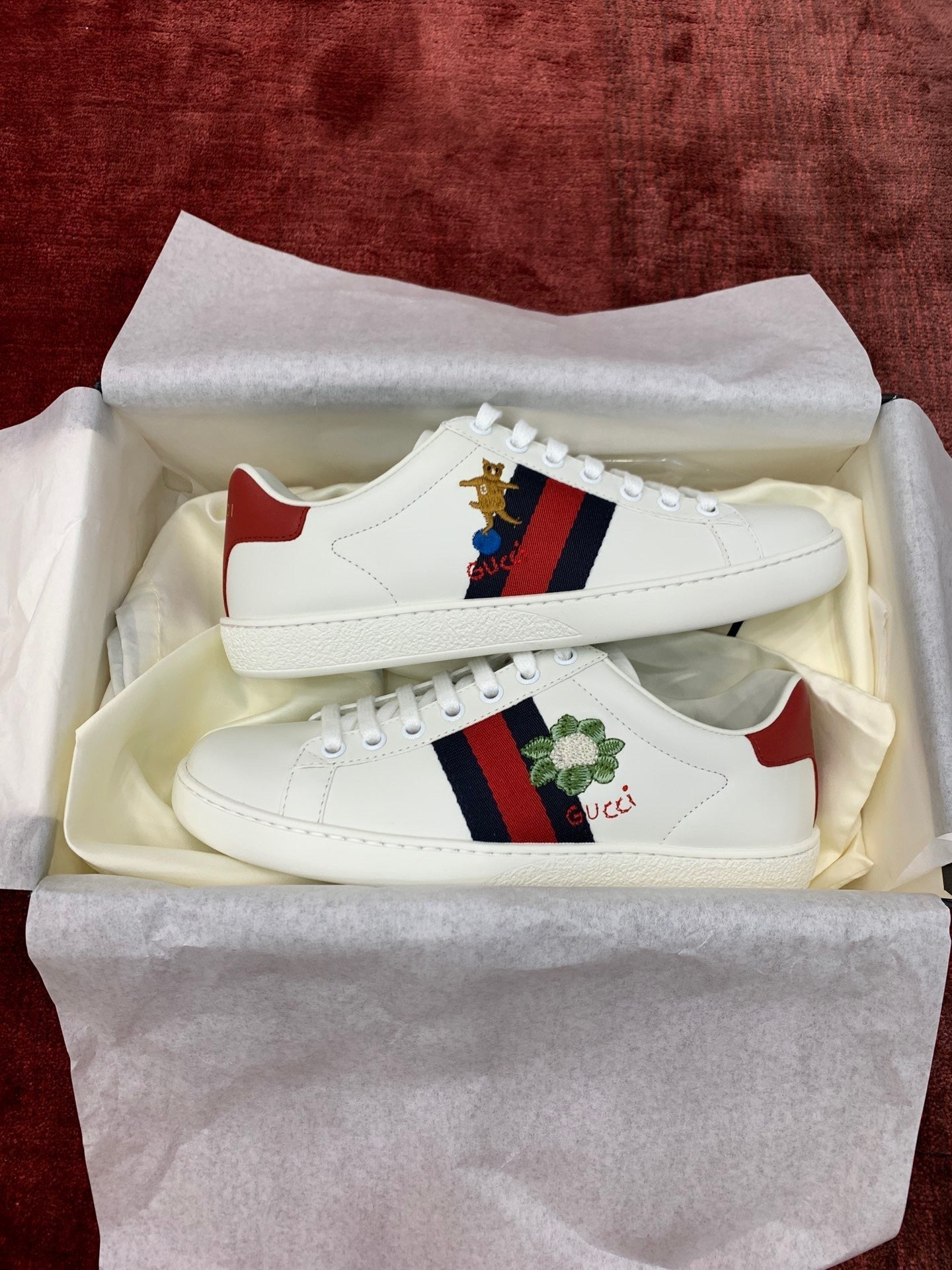 Sneakers & Shoes