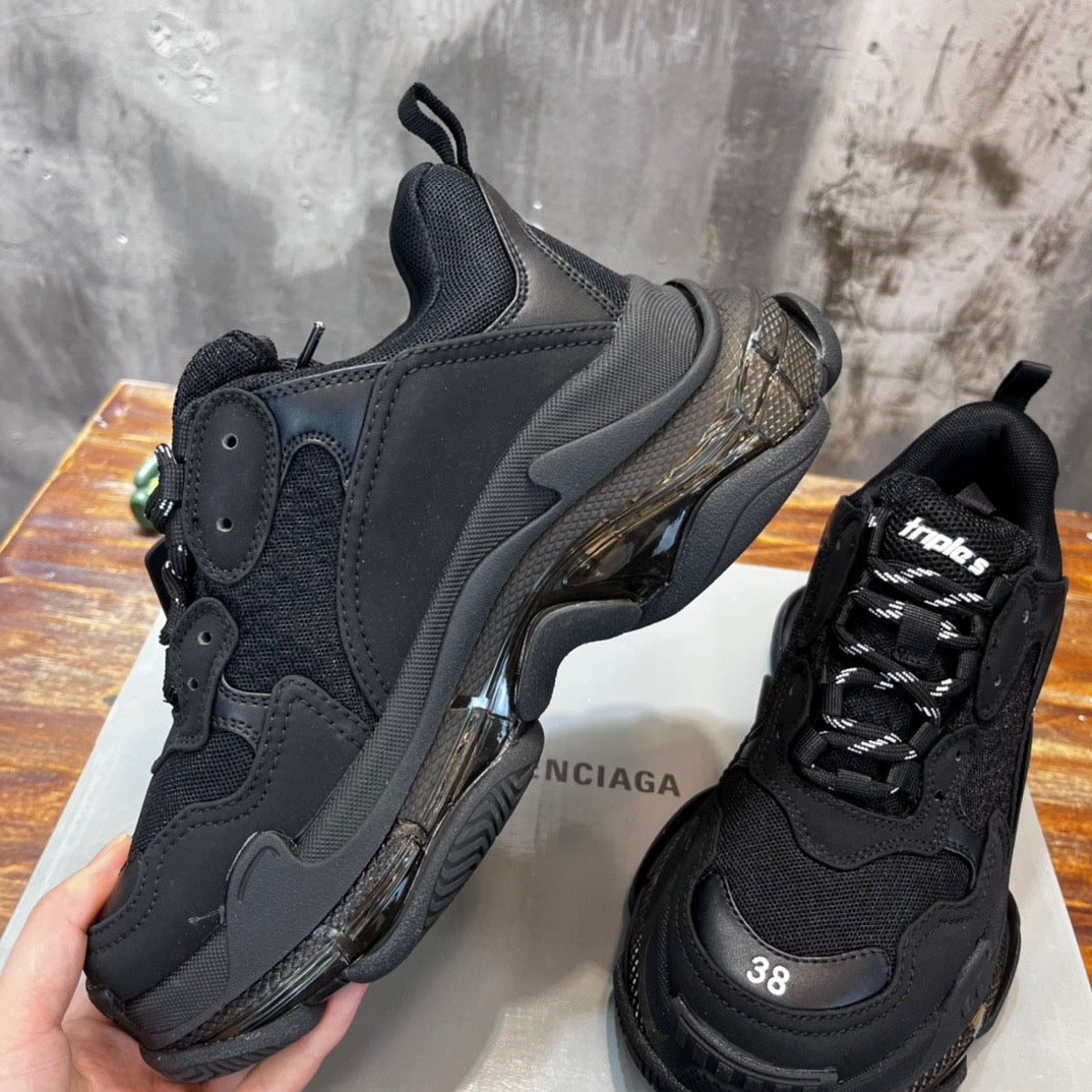 BLCG Sneakers