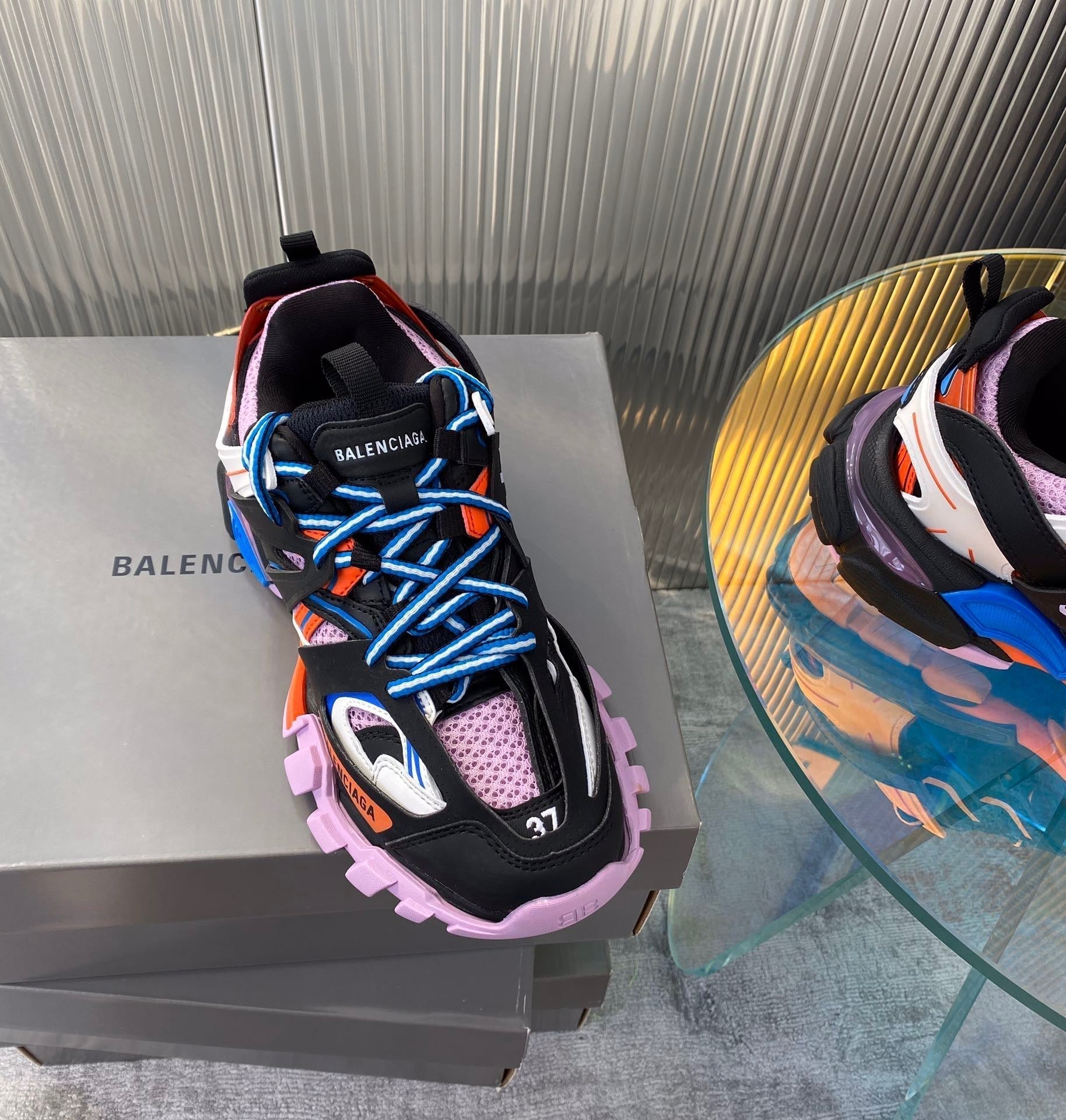 BLCG Sneakers