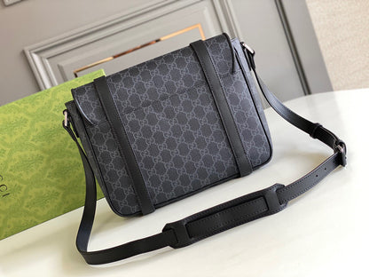 GUC Messenger Bag