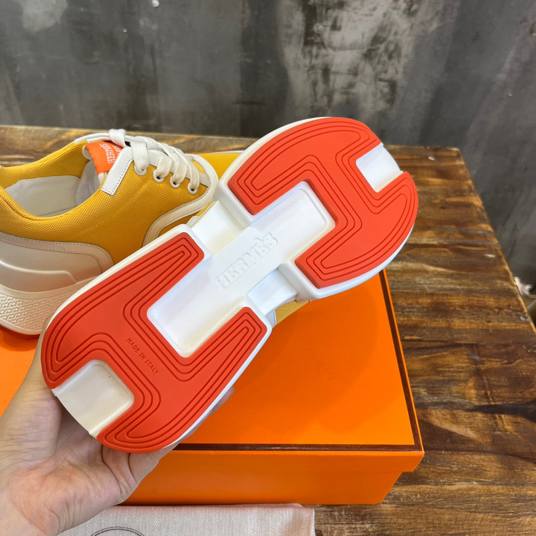 HERM Sneakers