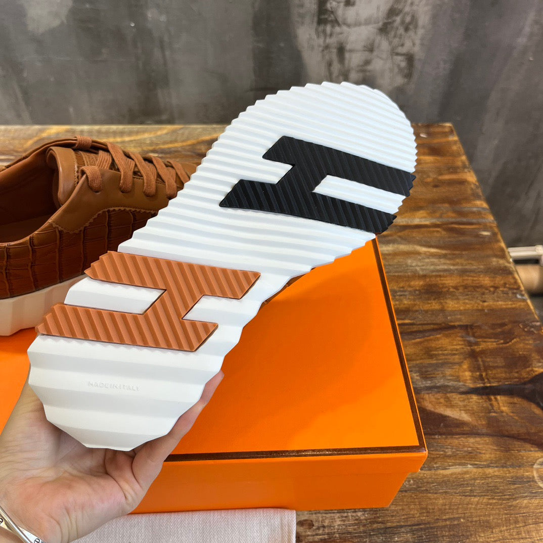 HERM Sneakers
