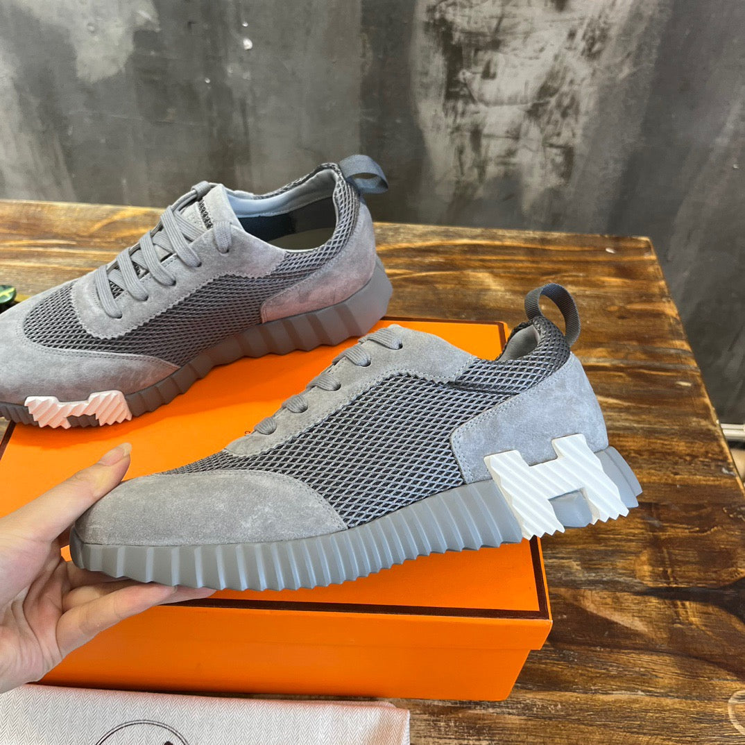 HERM Sneakers