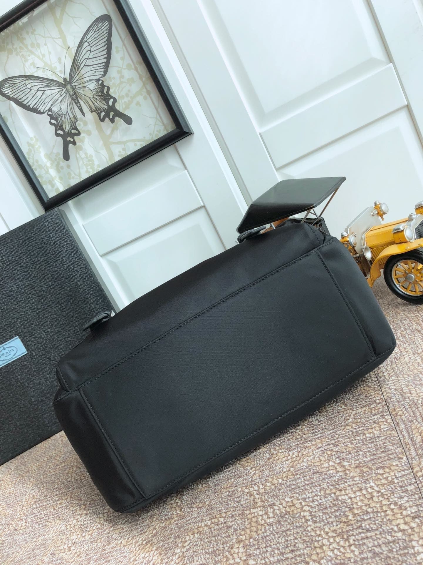 PRA Messenger Bag