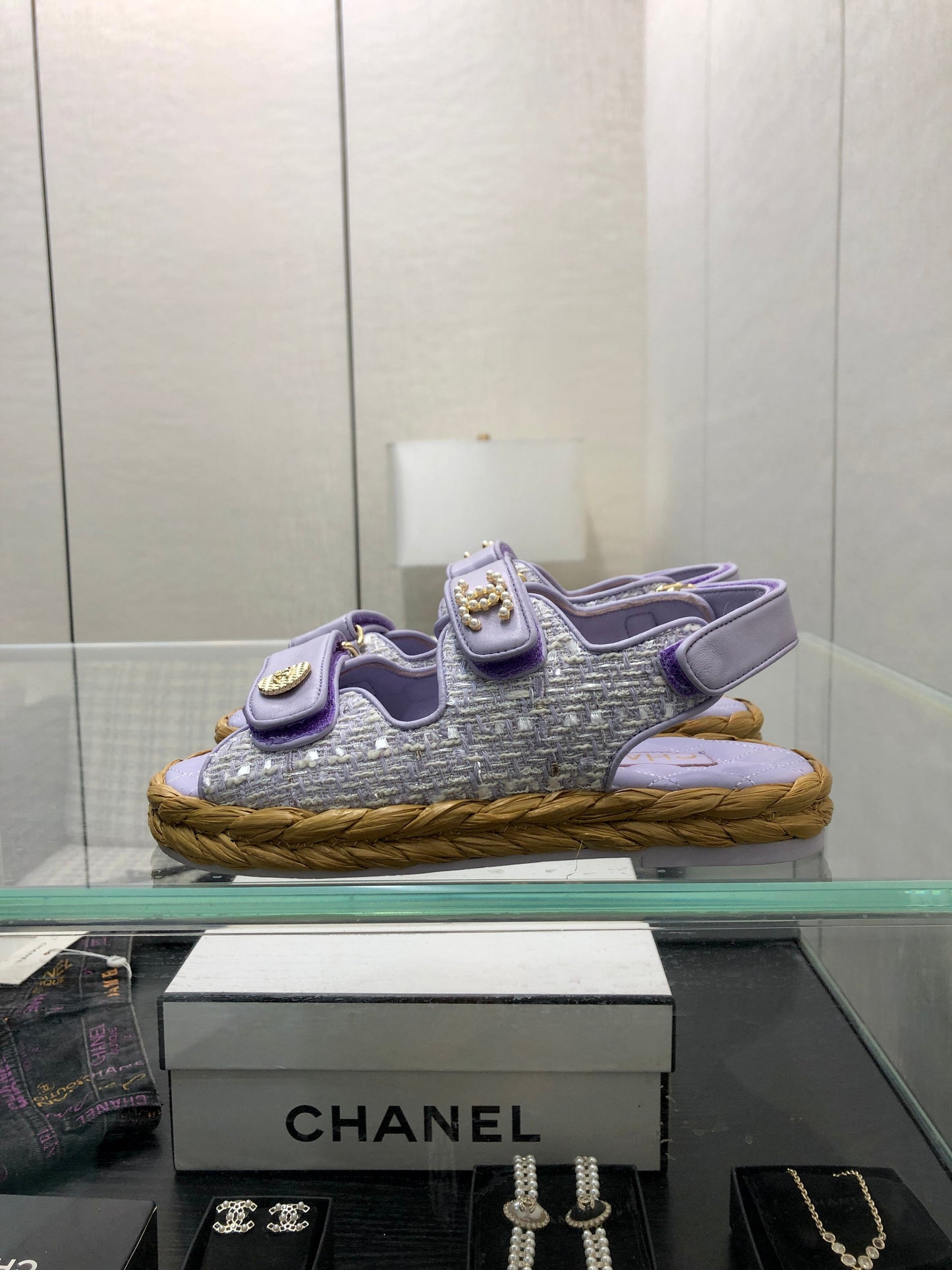 VELCRO SANDALS IN PALE PURPLE LAMBSKIN AND TWEED FABRIC
