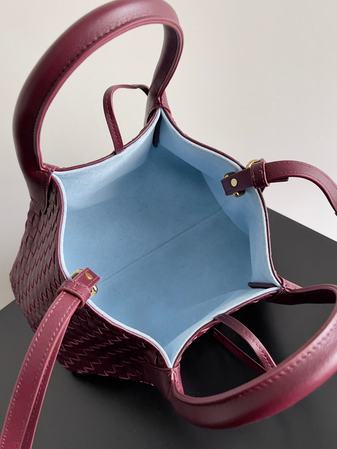 SMALL PINACOTECA REVERSIBLE TOTE BAG 24 IN MADDER BROWN LAMBSKIN AND LIGHT BLUE SUEDE