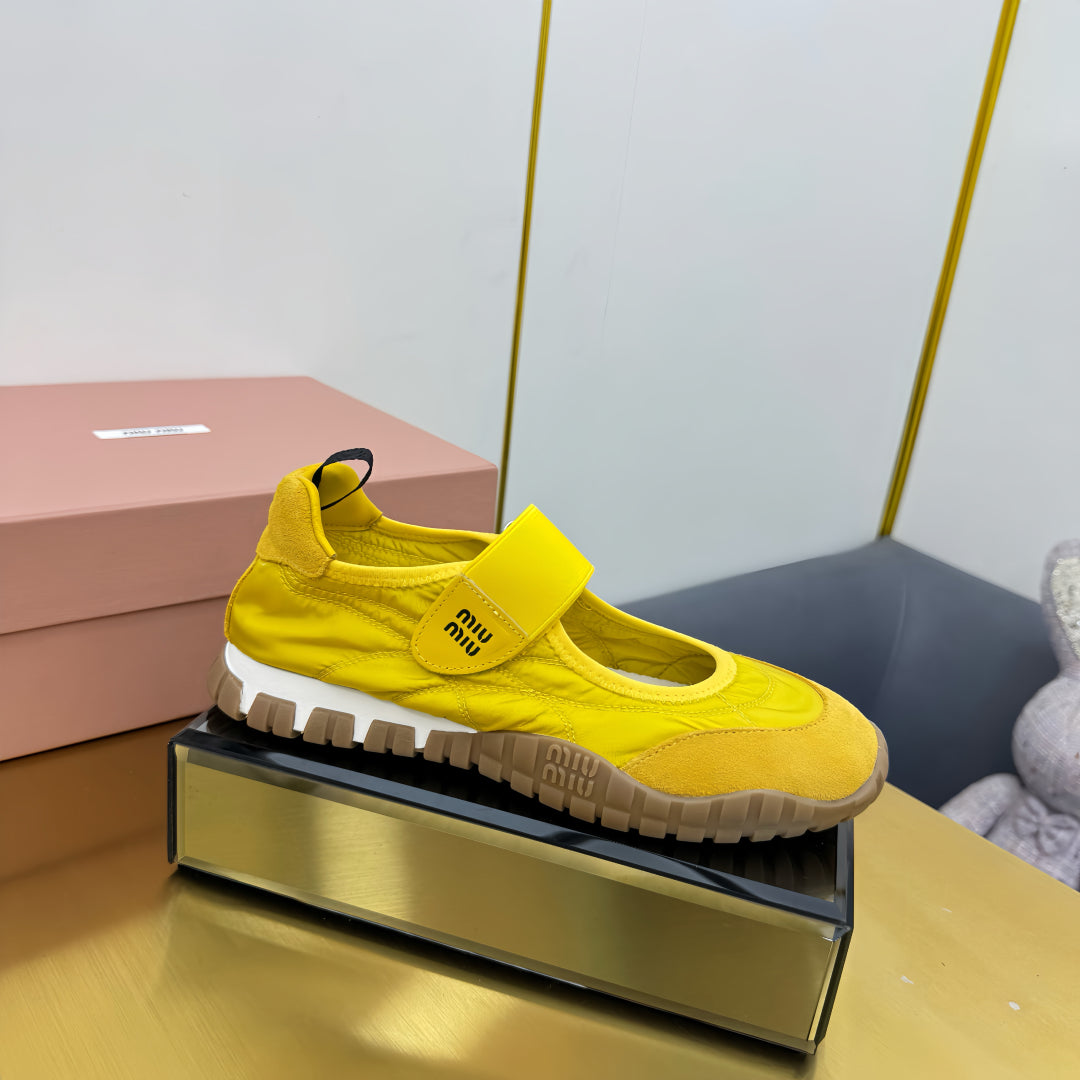 BALLERINAS SHOES IN YELLOW TYRE TECHNICAL FABRIC AND SUEDE