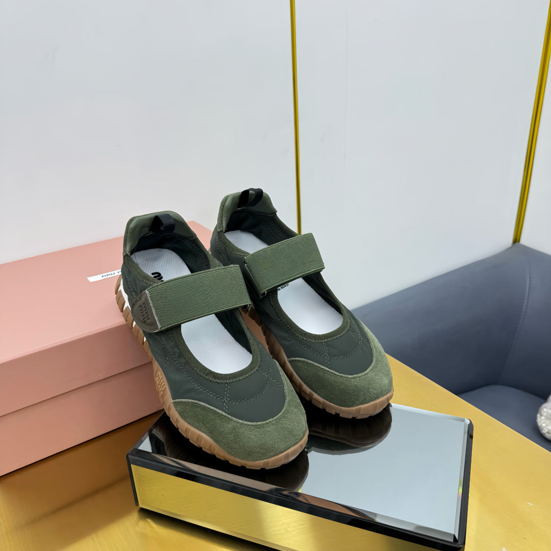 BALLERINAS SHOES IN DARK GREEN TYRE TECHNICAL FABRIC AND SUEDE