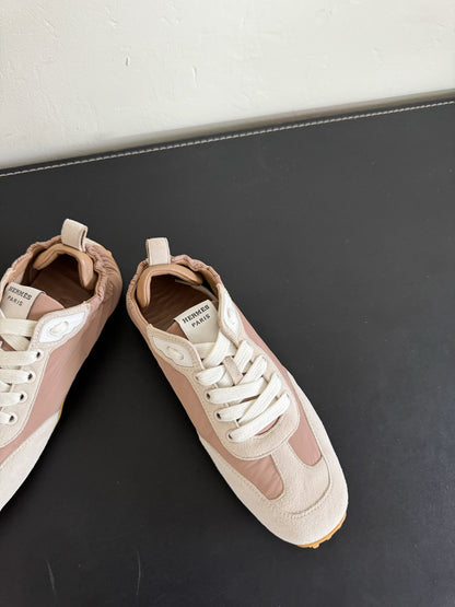 SKATEBOARD SHOES PASTEL PINK SUEDE
