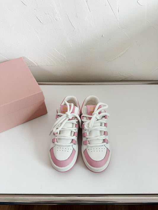 SNEAKERS SIMPLE DESIGN IN PINK MIX WHITE SHEEPSKIN