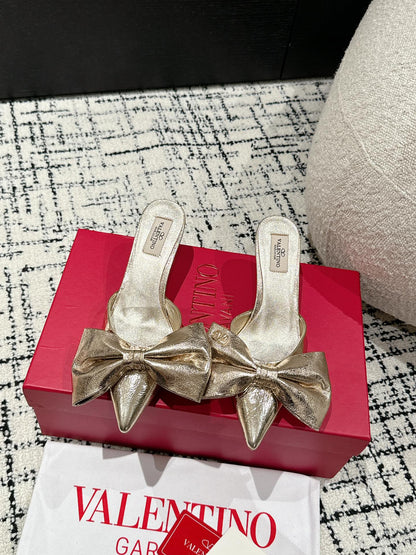 HIGH MULE IN LIGHT GOLD LAMBSKIN