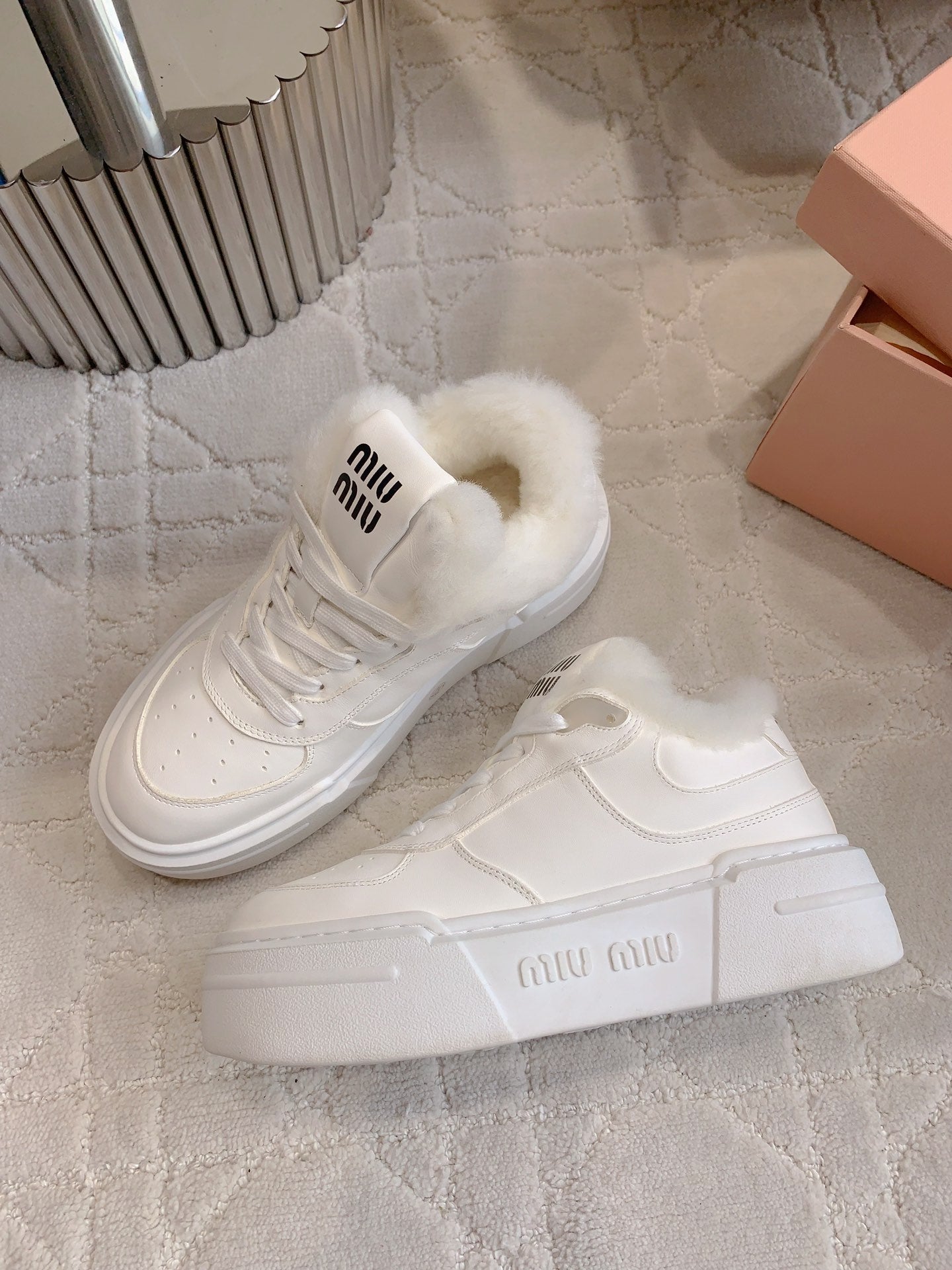 THICK SOLE SNEAKERS IN WHITE LAMBSKIN WITH RABBIT FUR LINING
