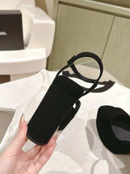 CC HIGH SANDAL BLACK SUEDE CALFSKIN