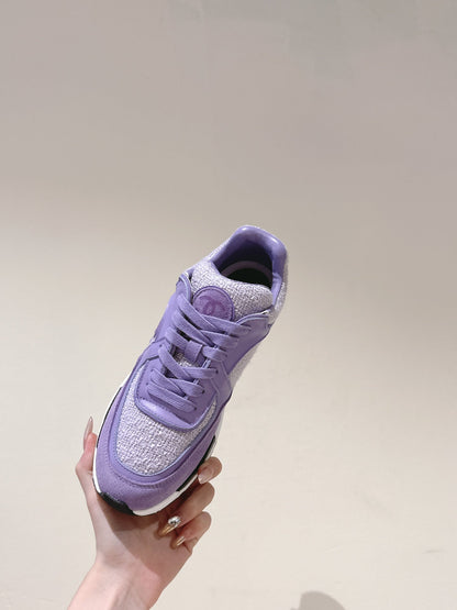 TRAINERS IN LIGHT PURPLE SUEDE AND CALFSKIN