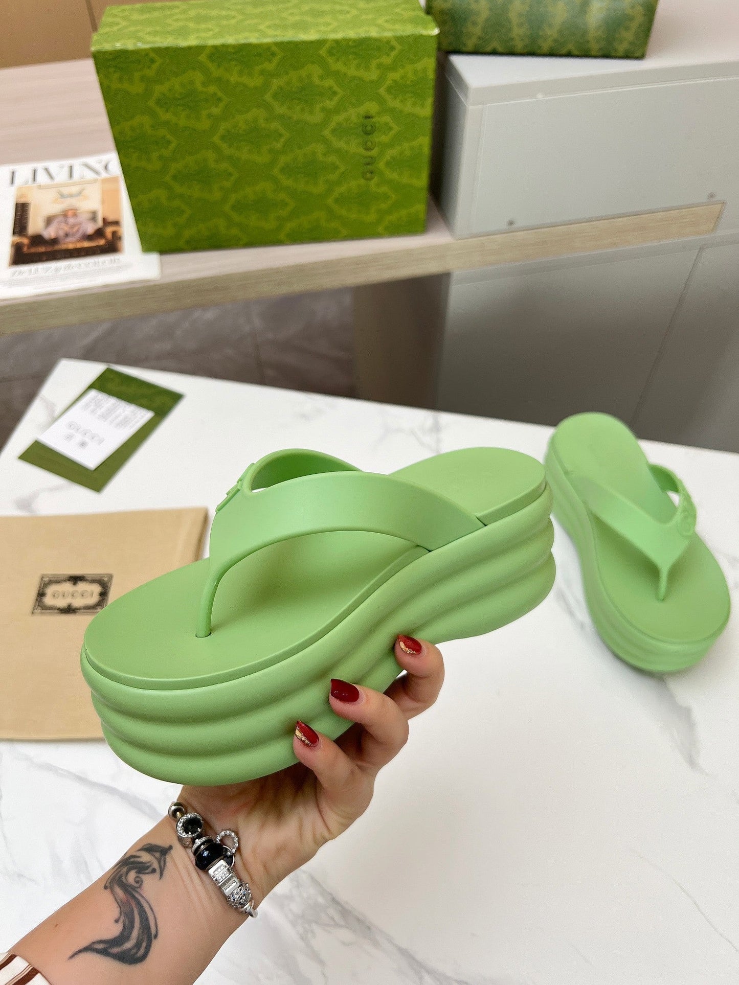 THONG PLATFORM 5 CM IN PISCHIATO GREEN IMPORTED TPU