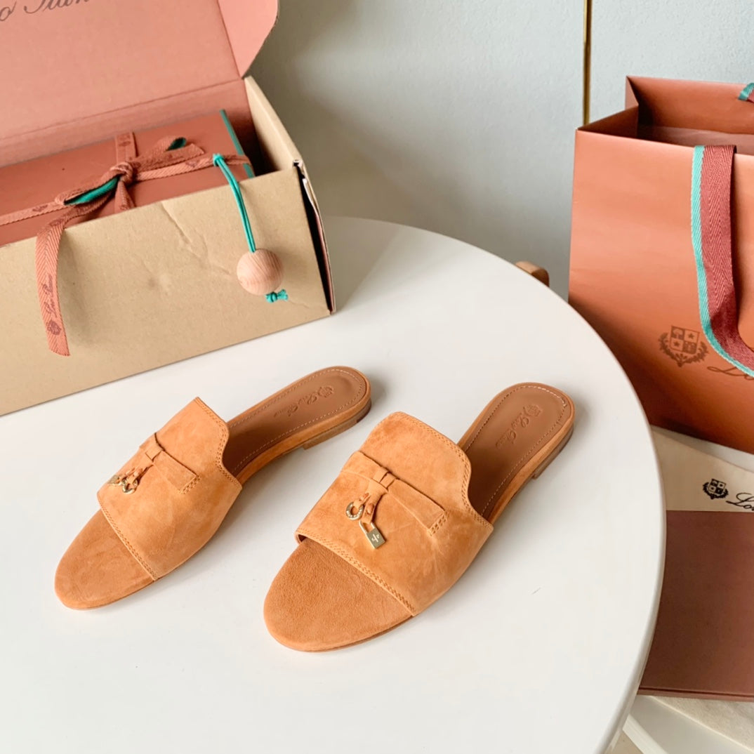 Summer Charms Sandals in Brown Suede