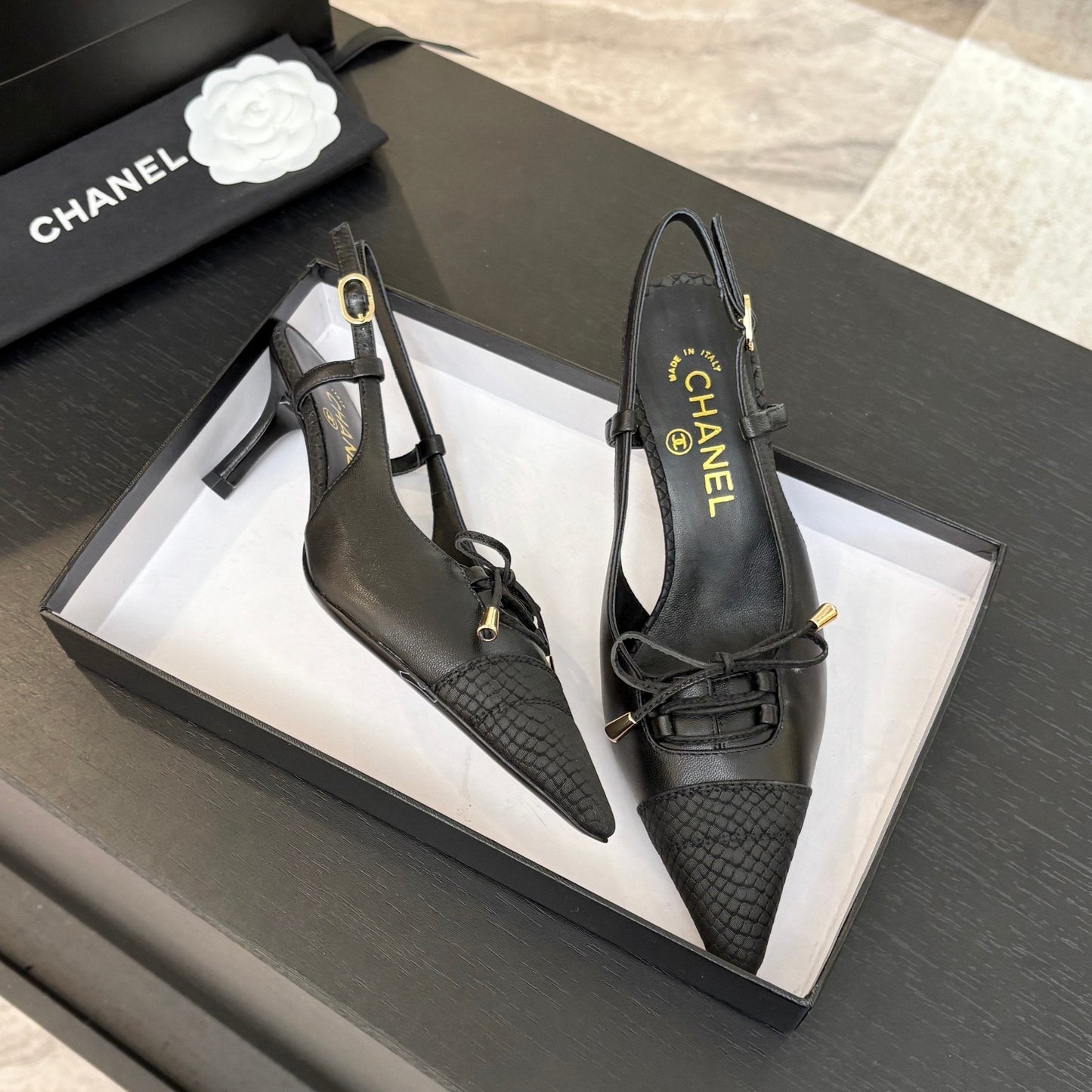HIGH HEEL SLINGBACKS 65 MM IN BLACK WITH SNAKESKIN PATTERN LAMBSKIN