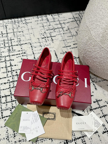 MARY JANE FLAT IN CRIMSON RED CALFSKIN