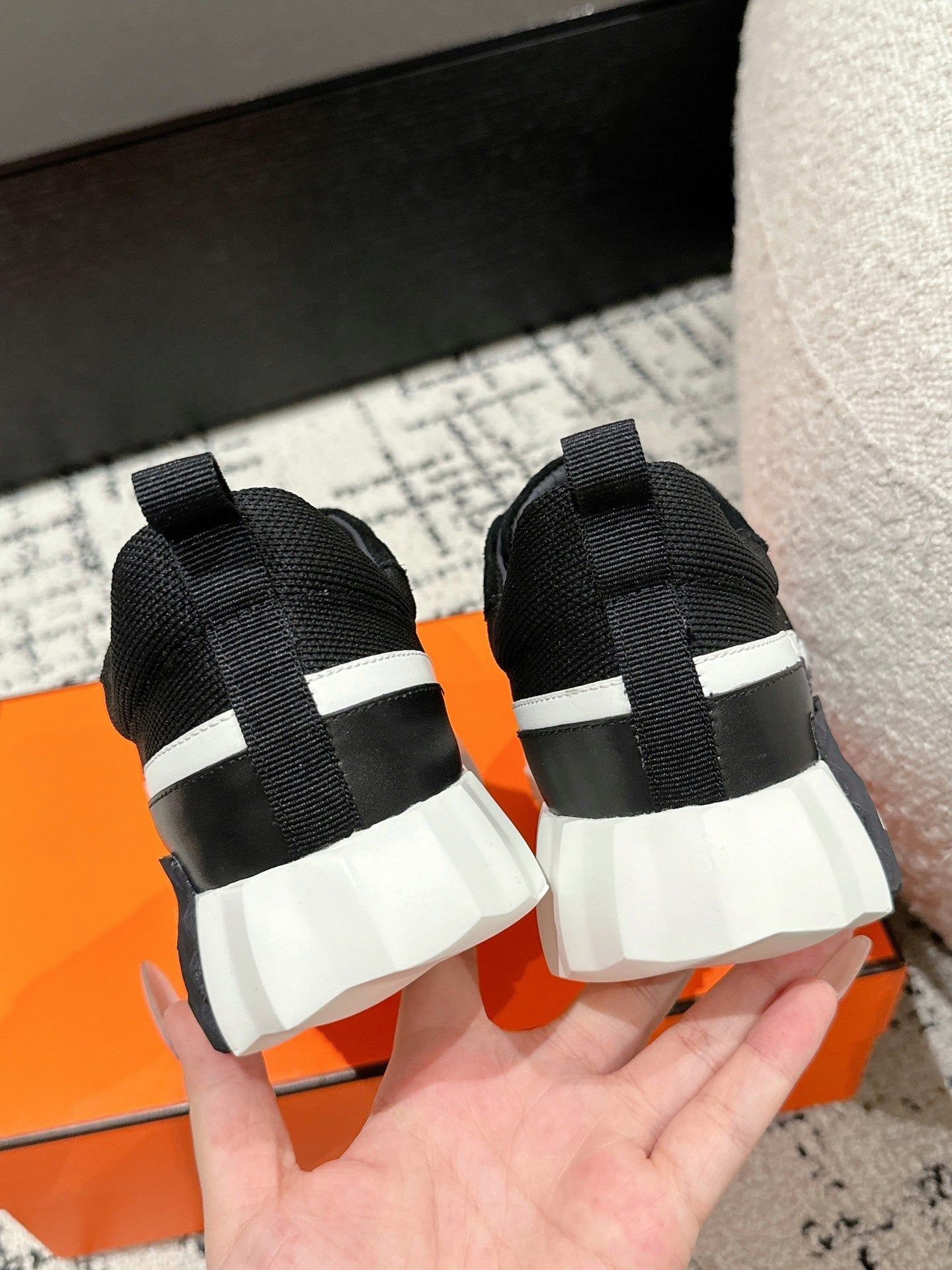 BOUNCING SNEAKER IN BLACK MIX WHITE CALFSKIN AND FABRIC