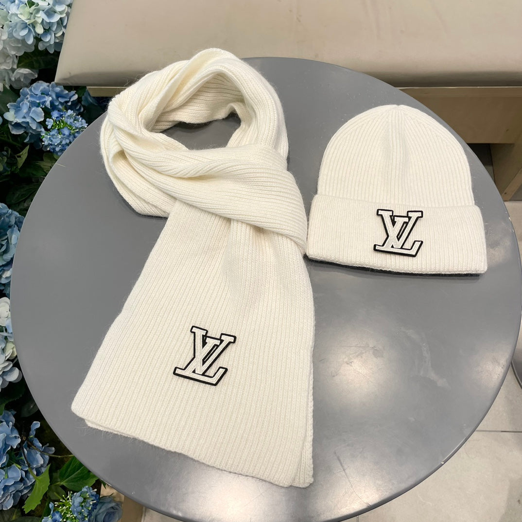 SET SCARF AND HAT IN BEIGE WOOL 406531