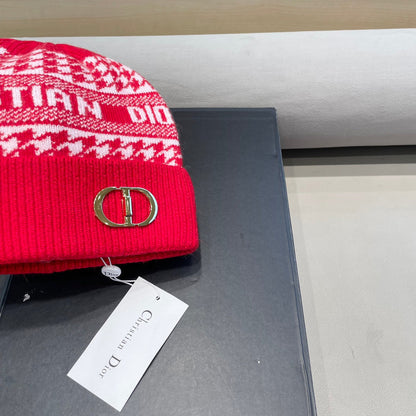 KNITTED BEANIE HAT IN RED CASHMERE WOOL 422478