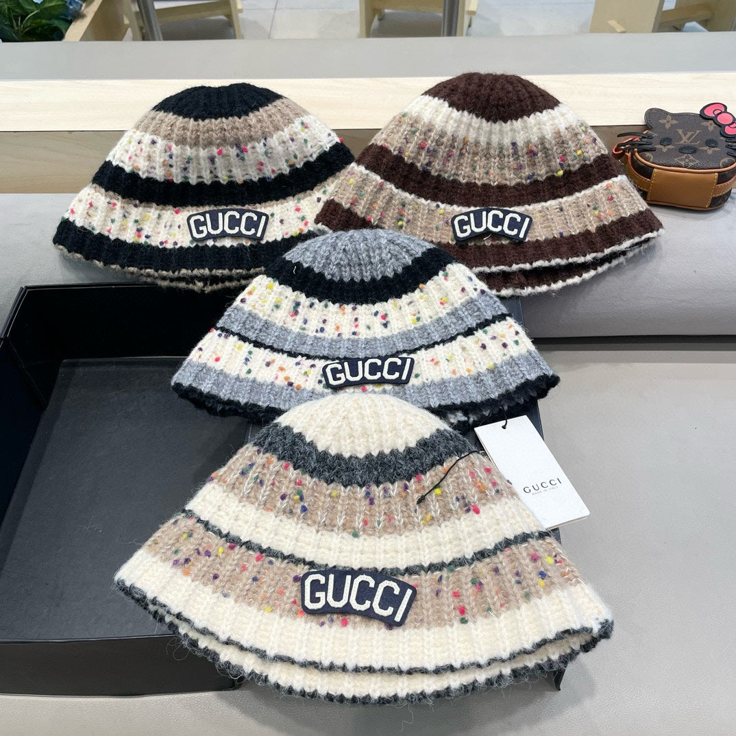 STRIPED KNITTED BUCKET HAT COLORFUL 428102