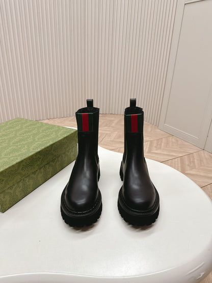 GG CLASSIC MARTIN BOOTS IN BLACK IMPORTED CALFSKIN