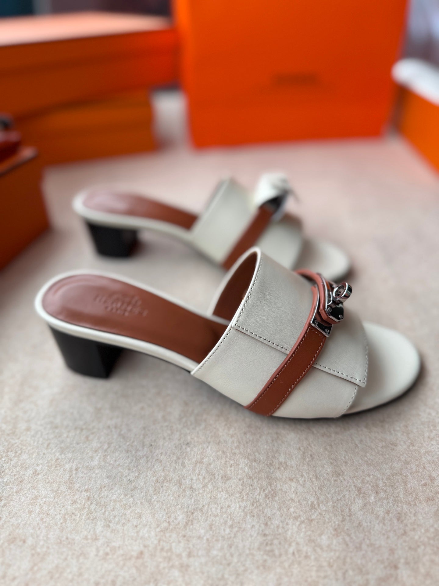 HIGH MULES IN WHITE CALFSKIN