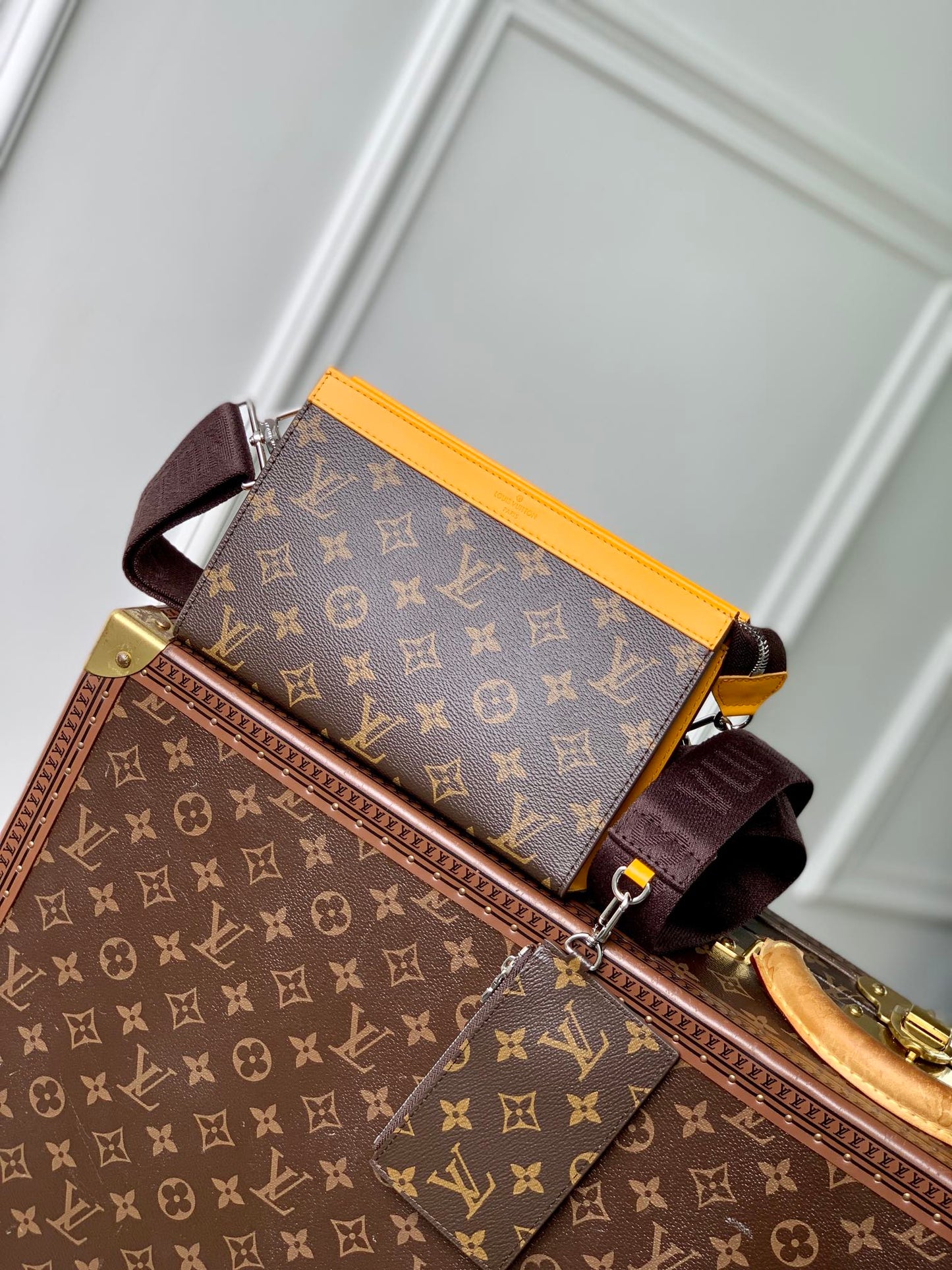 GASTON WEARABLE WALLET 18 IN BROWN MONOGRAM CANVAS MIX YELLOW CALFSKIN