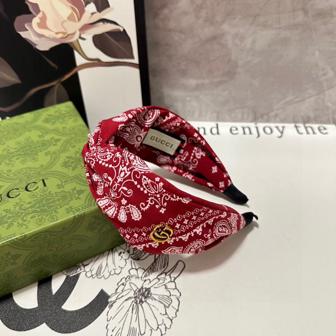 HAIRBAND IN RED AND WHITE PATTERN FABRIC 299346