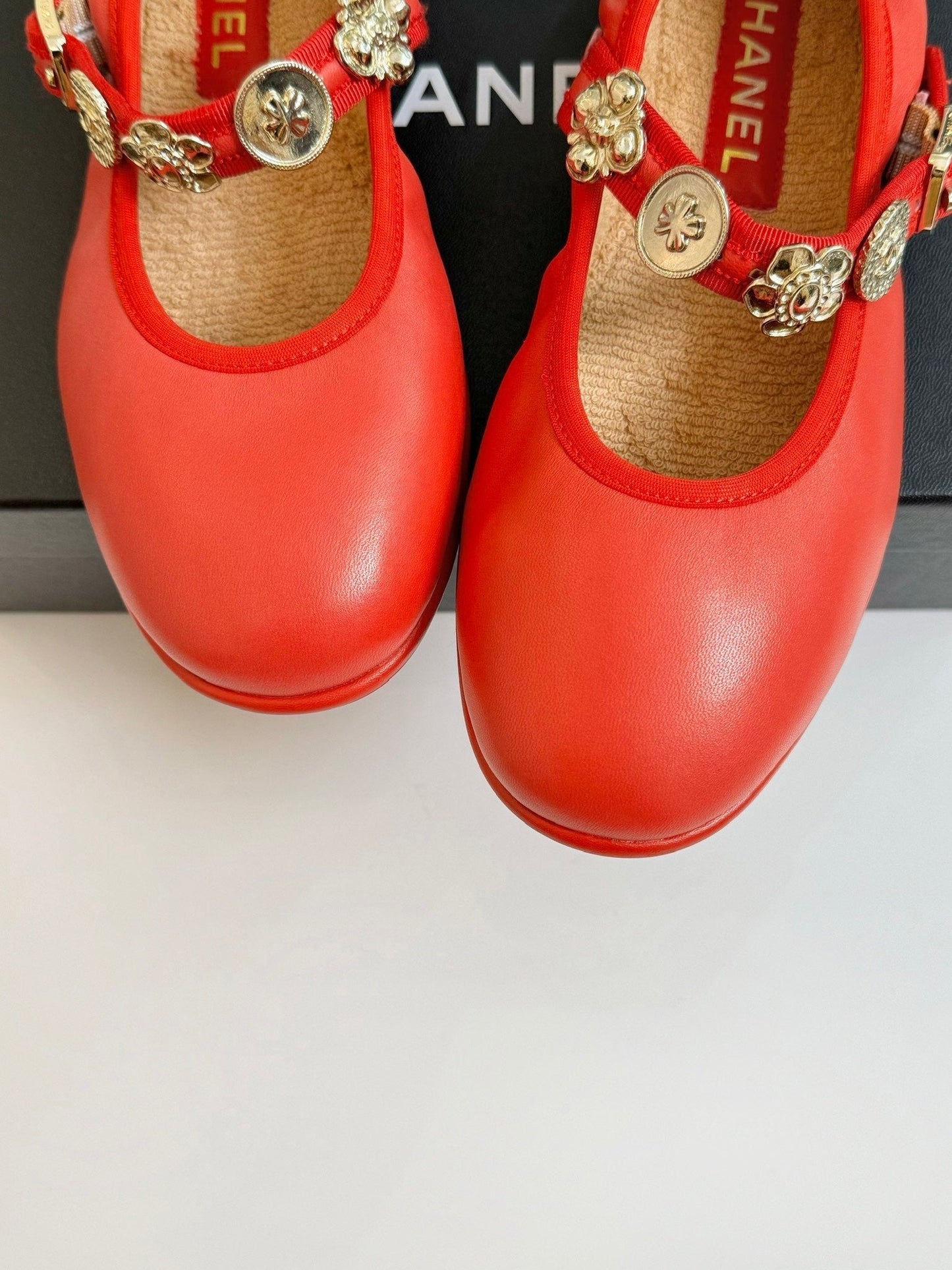 MARY JANE SHOES ROSE RED SHEEPSKIN