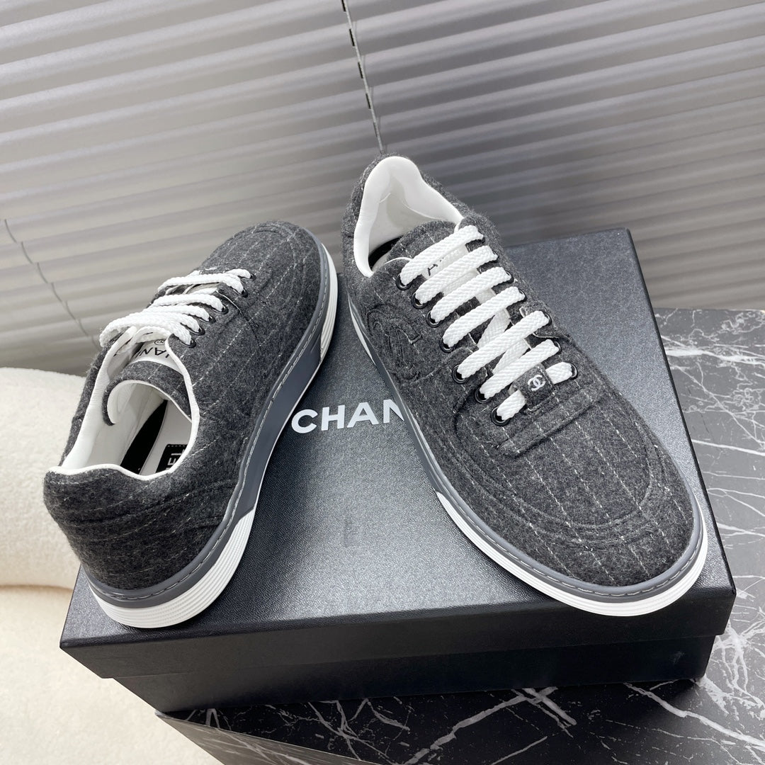 TRAINER SHOES IN MOUSE GRAY WOOL FABRIC