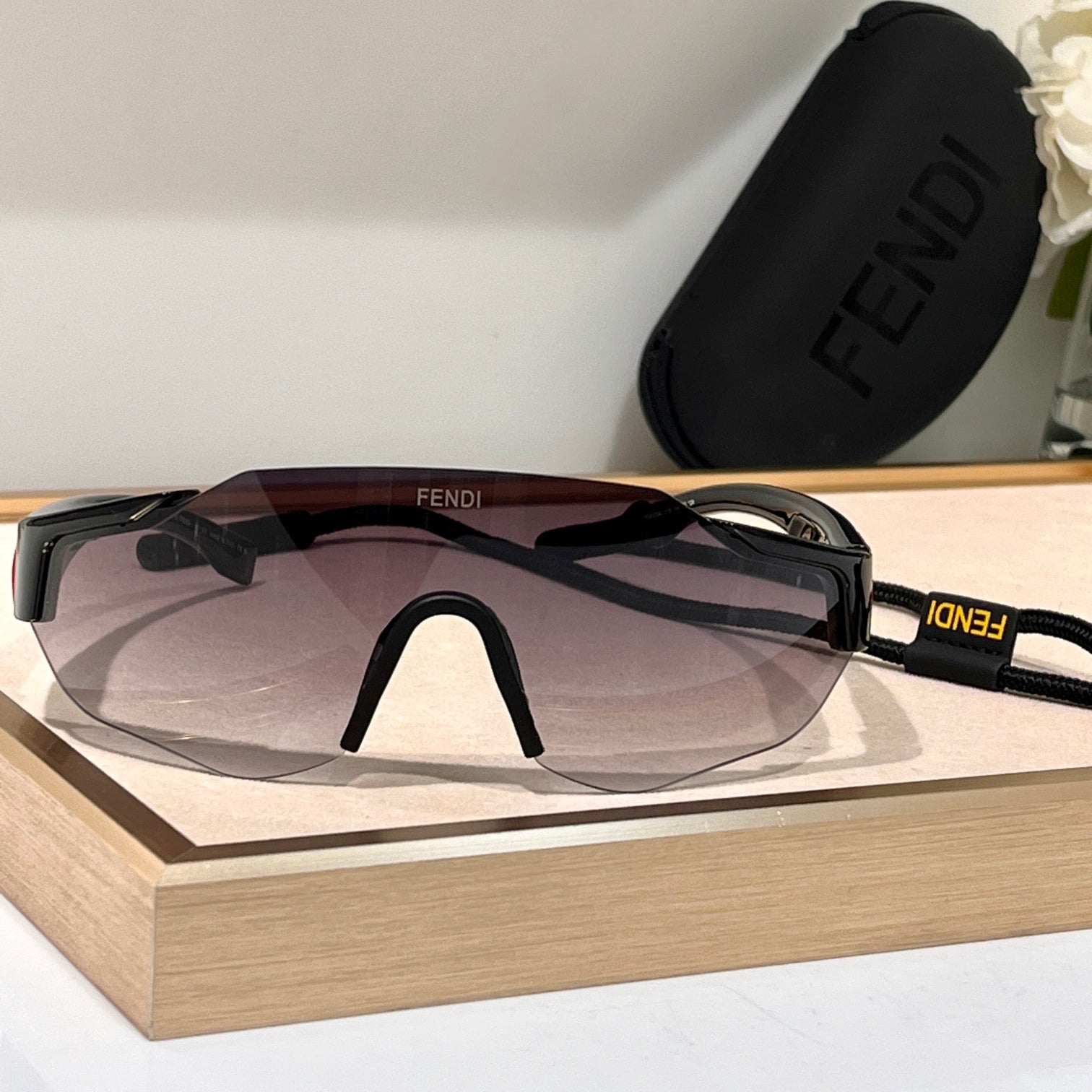 FF SQUARED VISOR FRAME SUNGLASSES FF40088U IN ACETATE