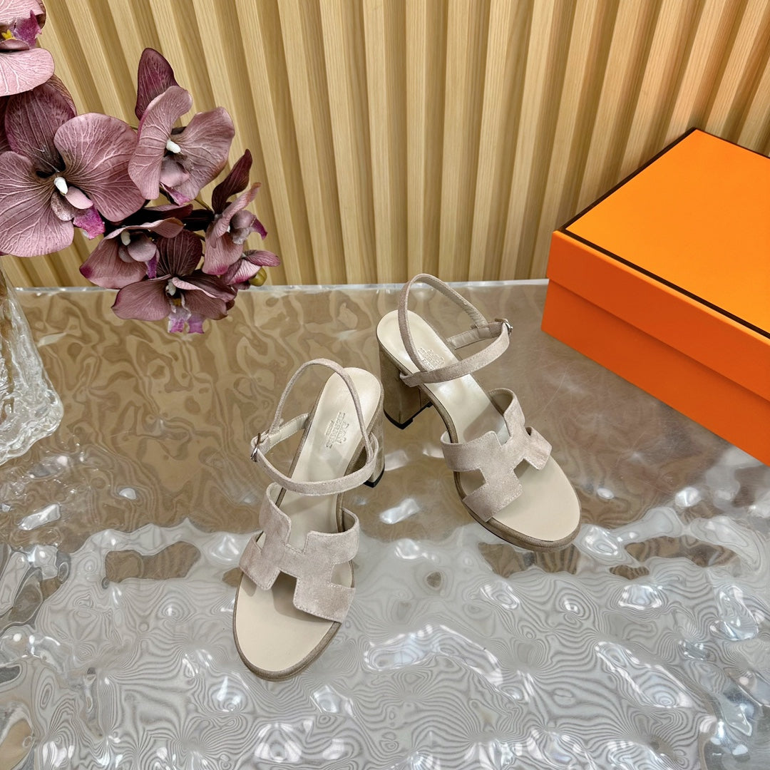 JAZZ 90 SANDAL IN PASTEL GRAY SUEDE