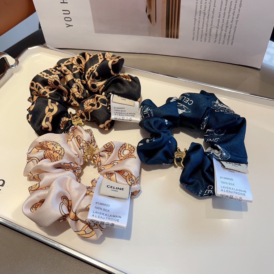 WHITE MIX LIGHT GOLD WRINKLED FABRIC SCRUNCHIE 417306