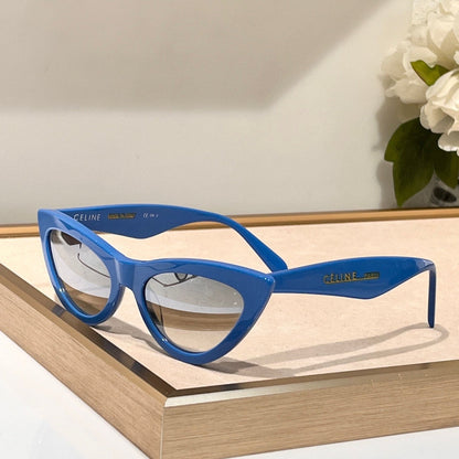 TRIOMPHE CAT EYE SUNGLASS CL40019 IN ACETATE