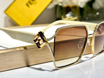 OVERSIZED FF DIAMONDS SQUARE FRAME SUNGLASSES FE40151U IN METAL