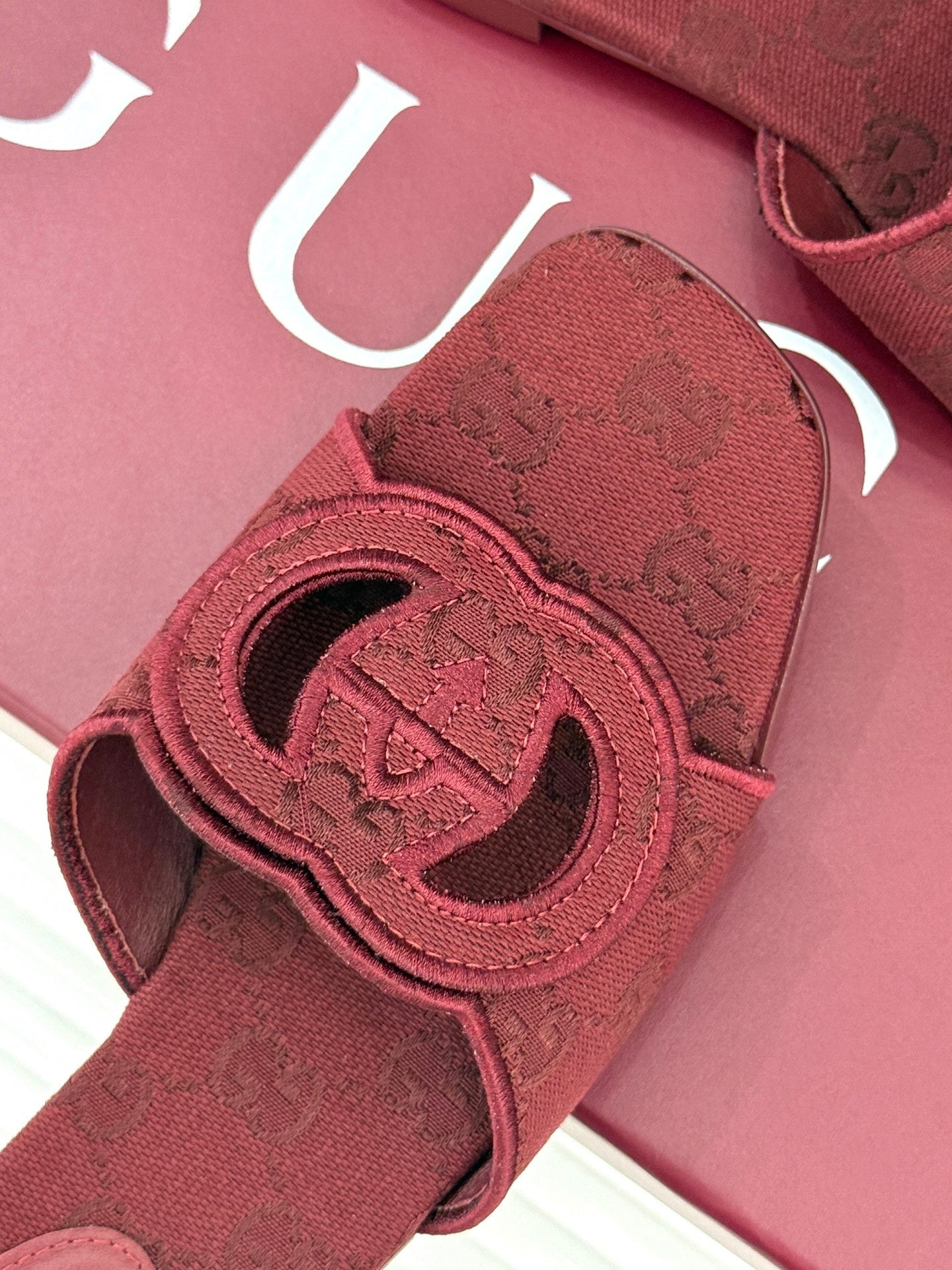 SLIDE SANDALS IN RED FABRIC EMBOSSED LOGO STYLE 4