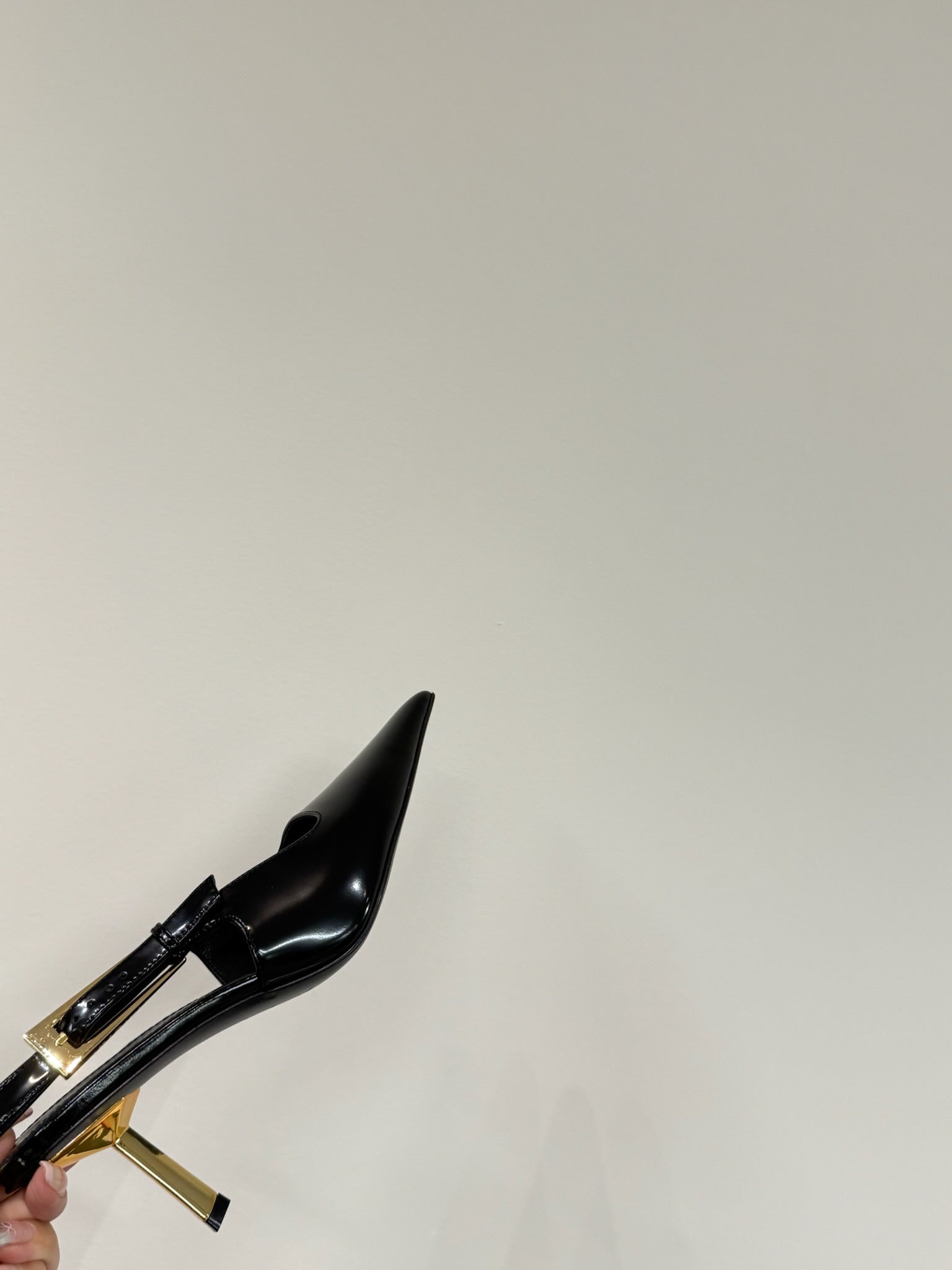 LEE SLINGBACK PUMPS 75 MM IN BLACK PATENT CALFSKIN
