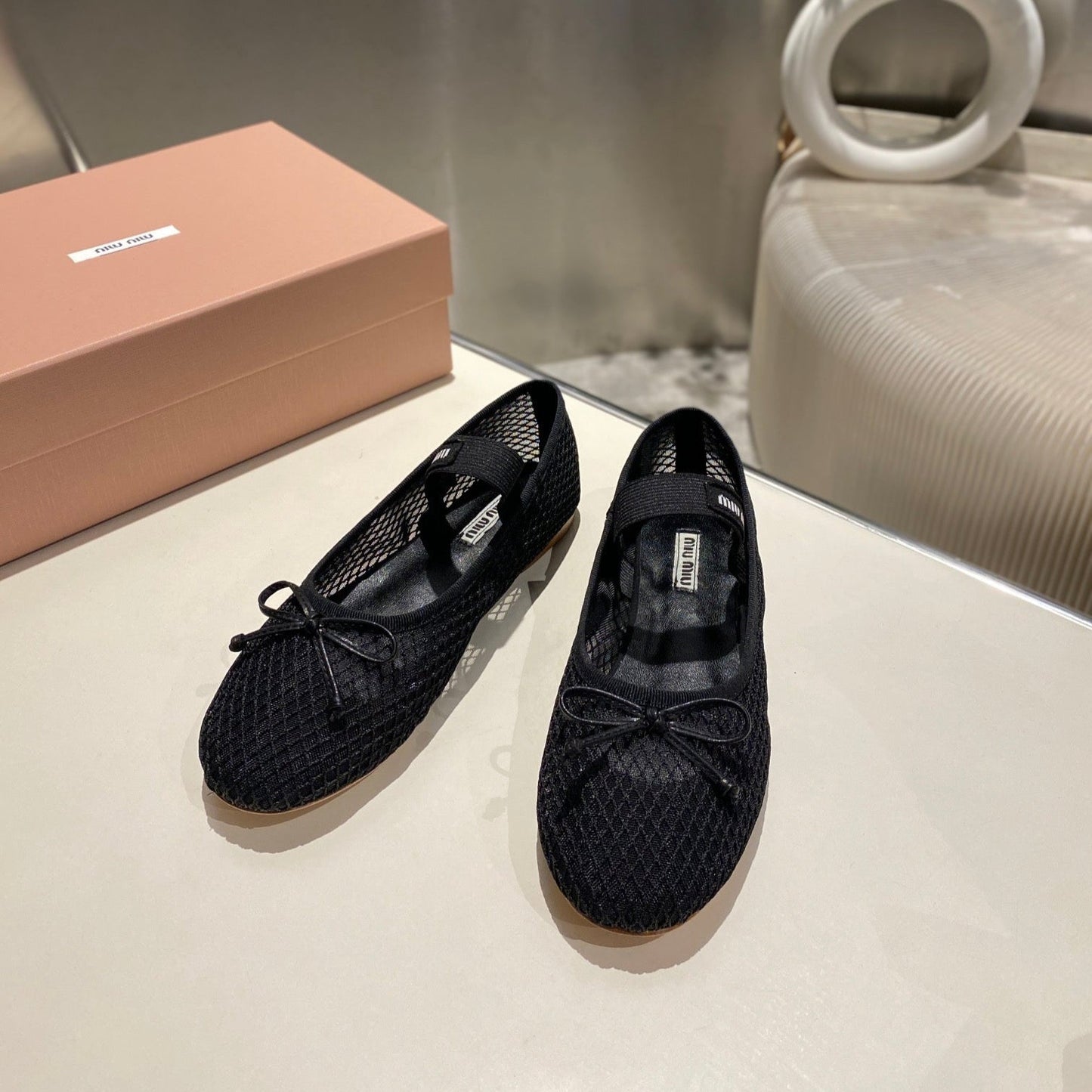 MARY JANE FLAT IN BLACK MESH