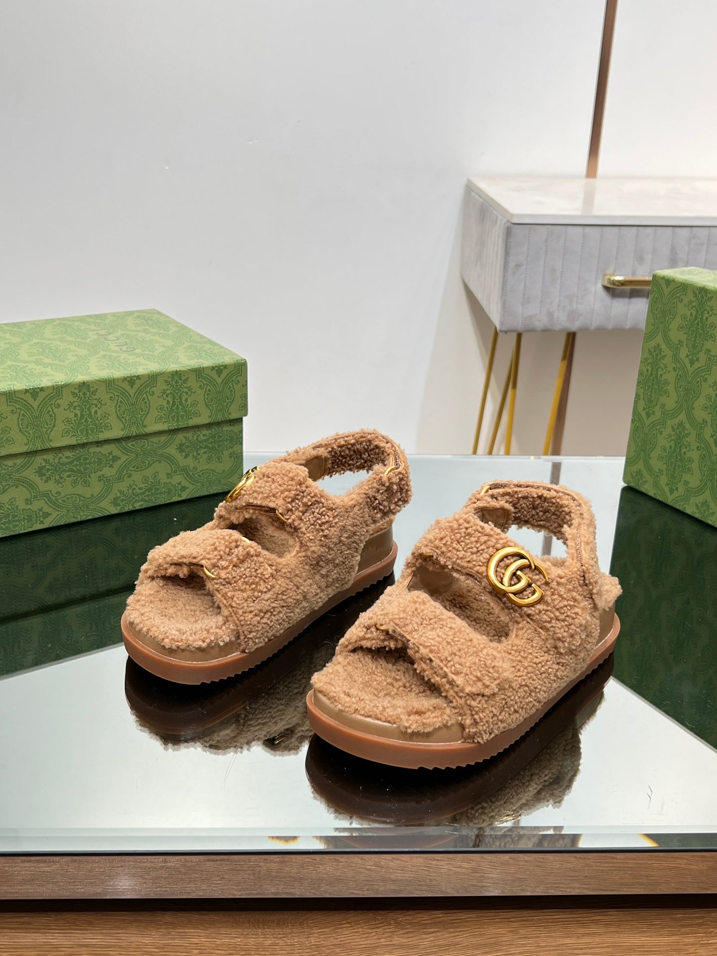 DAD SANDALS IN CIDER BROWN FLEECE WITH GOLD HARDWARE