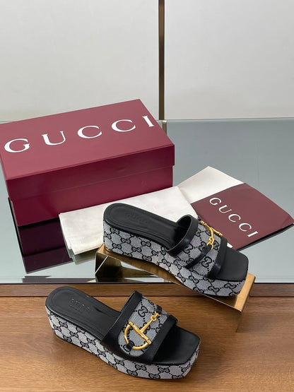 HIGH 6.3 CM WEDGE SANDALS IN BLACK CALFSKIN AND FABRIC