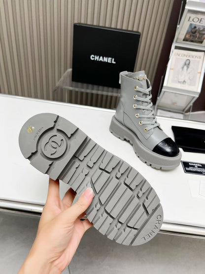 SHORT BOOTS IN SLATE GREY MIX BLACK COWHIDE