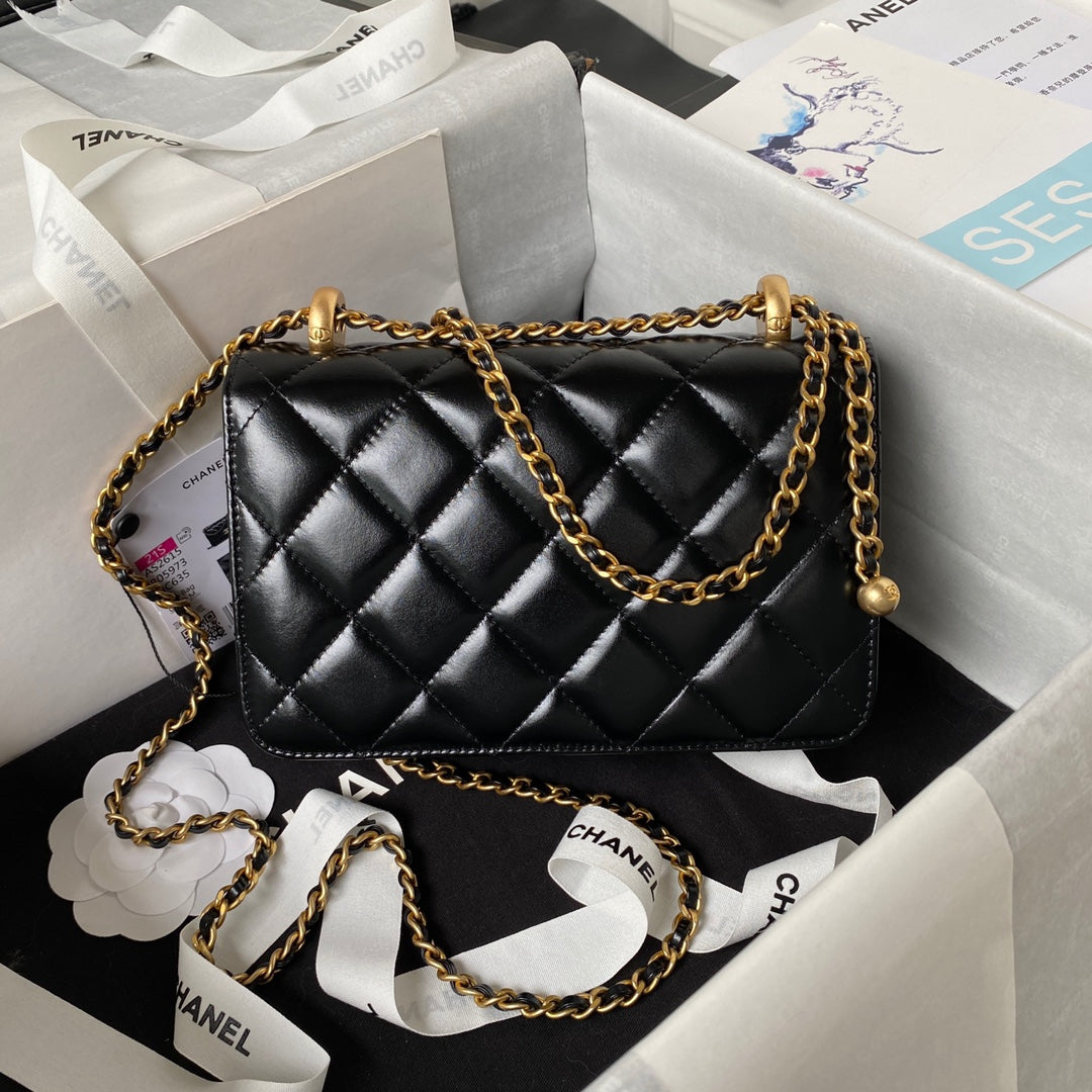 CC MINI 19 FLAP BAG IN BLACK CALFSKIN GOLD HARDWARE