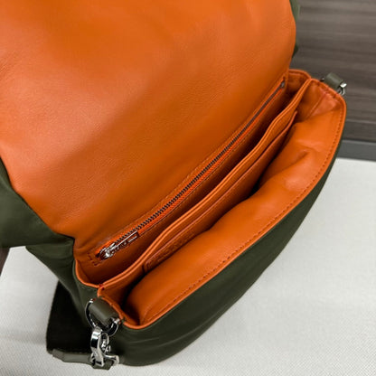 LOE MINI PUFFER GOYA 23 BAG IN ARMY GREEN NAPPA LAMBSKIN