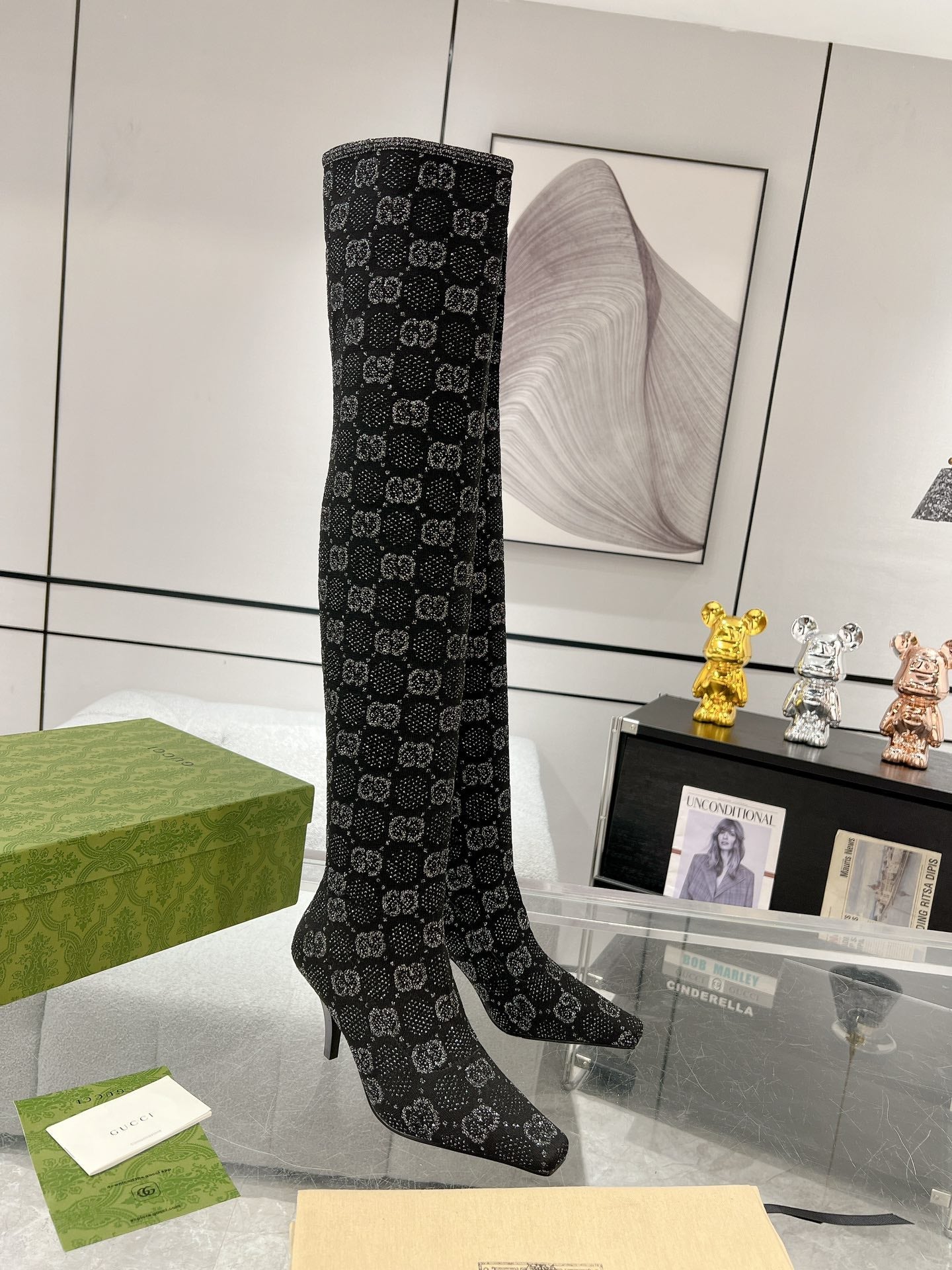 THIGH HIGH BOOTS IN BLACK KNITTED FABRIC