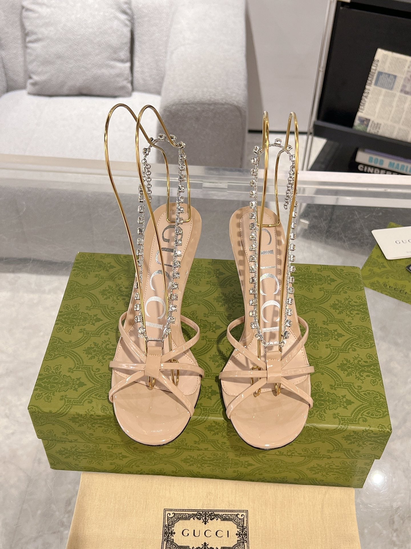 STRAPPY SANDAL WITH RHINESTONE CHAIN IN BEIGE PATENT LEATHER