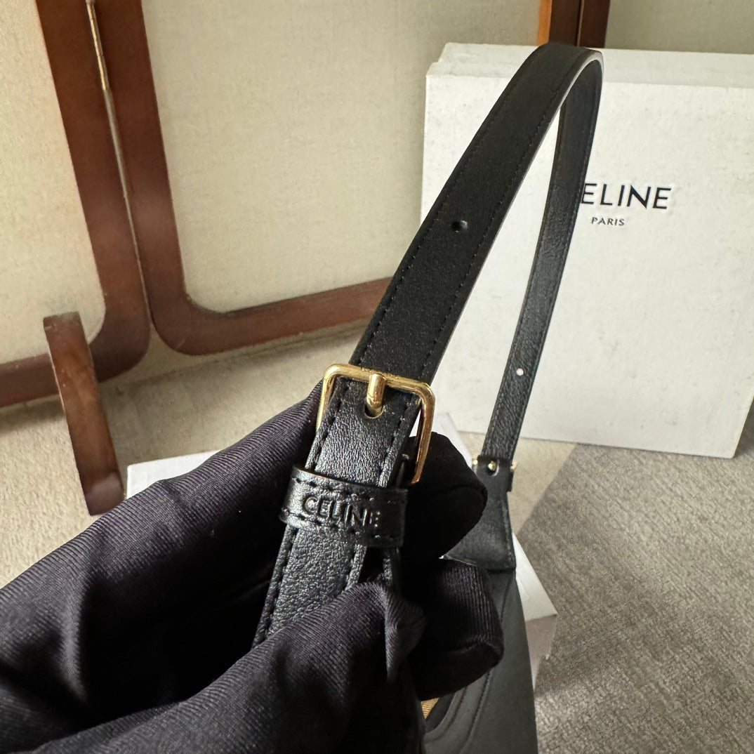 SMALL HELOÏSE BAG CUIR 22 IN BLACK CALFSKIN EMBOSSED LOGO
